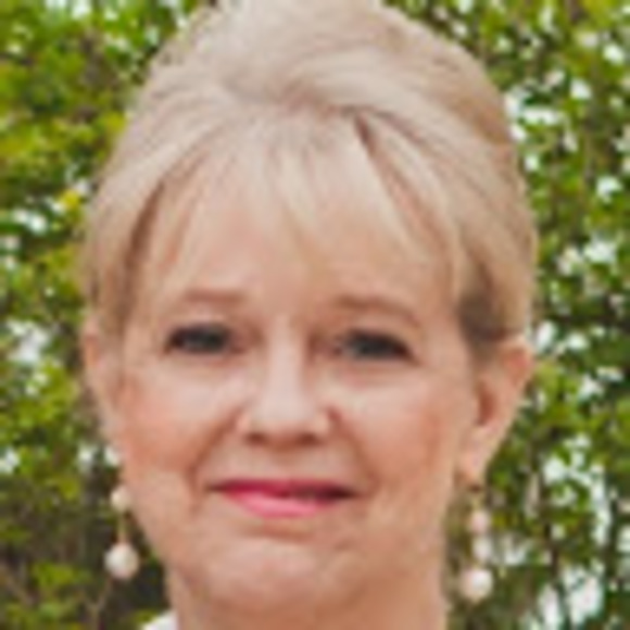 Meet your Posher, Janette - Picture 1 of 1